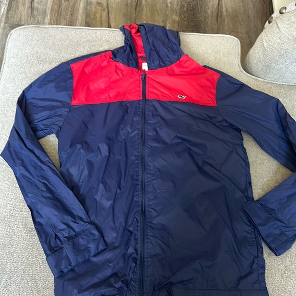 Vineyard vines, youth, XL windbreaker - Picture 1 of 3